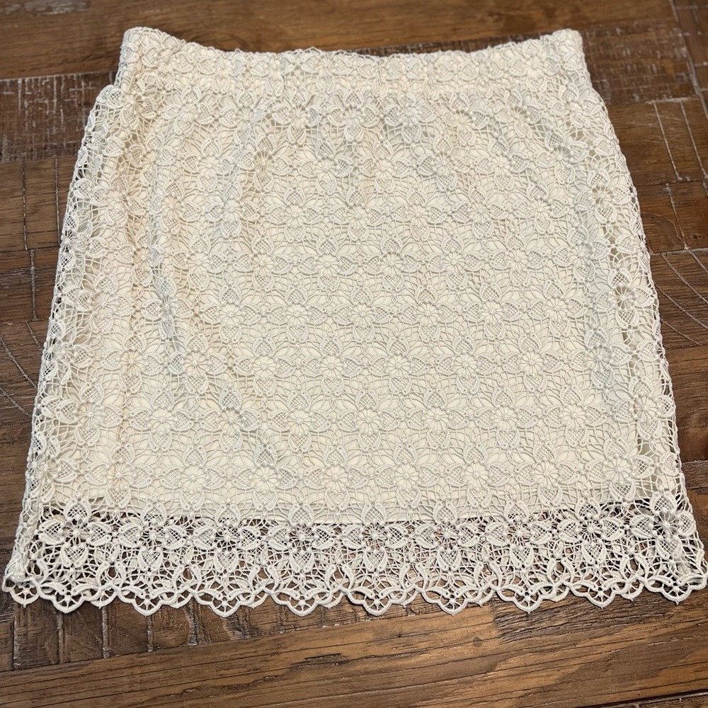 H&M Lace Crochet Floral Print Mini Skirt - Picture 2 of 8